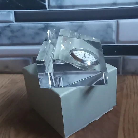 Badash CLEAR CUT CRYSTAL BUSINESS CARD HOLDER DESK ANALOG QUARTZ CLOCK - Picture 2 of 11